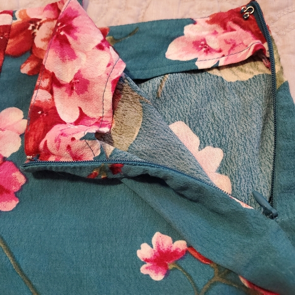 Forever21 Floral High Waist and Crop Top Set S - Picture 5 of 6